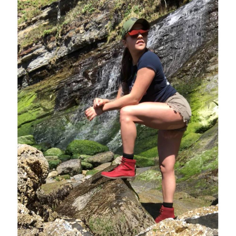 Meet your Posher, Stephanie